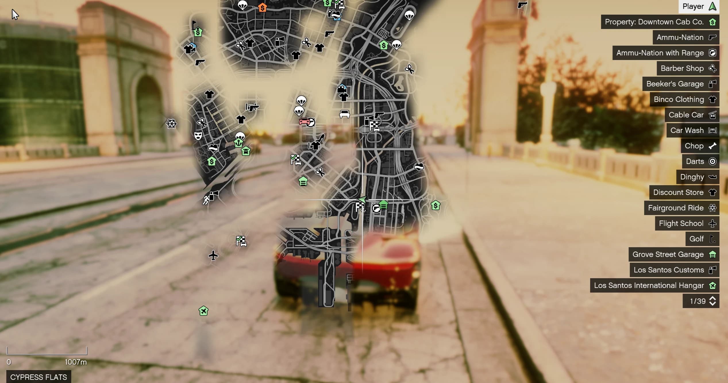 El mapa del juego abierto sobre la calle con la leyenda de iconos, mostrando el blip verde creado para el garaje seguro personalizado